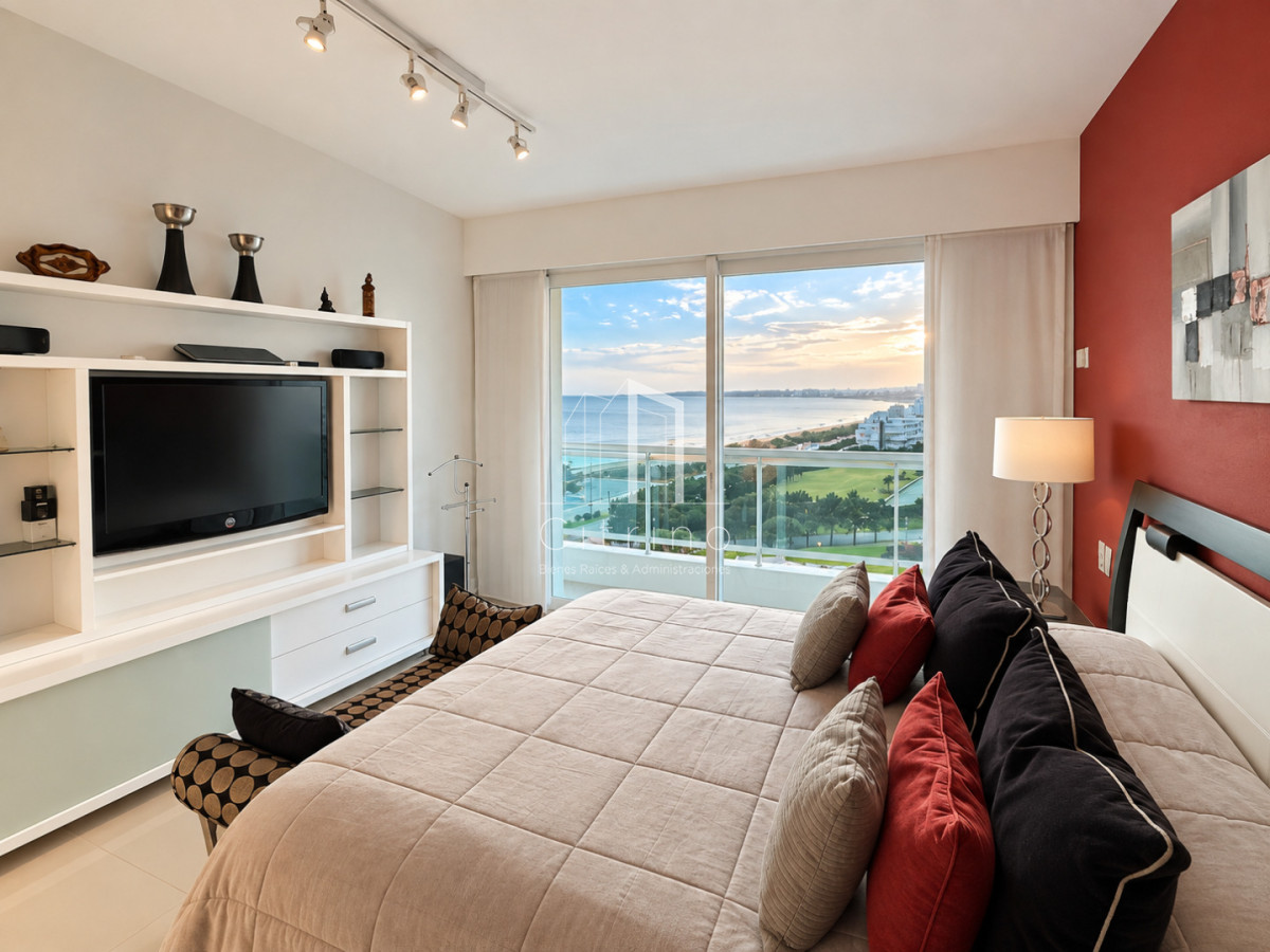 APARTAMENTO EN ALQUILER CON VISTA A ISLA GORRITI TORRE AQUARELA PUNTA DEL ESTE 3 DORMITORIOS EN SUITE + DEPENDENCIA · Photo 6