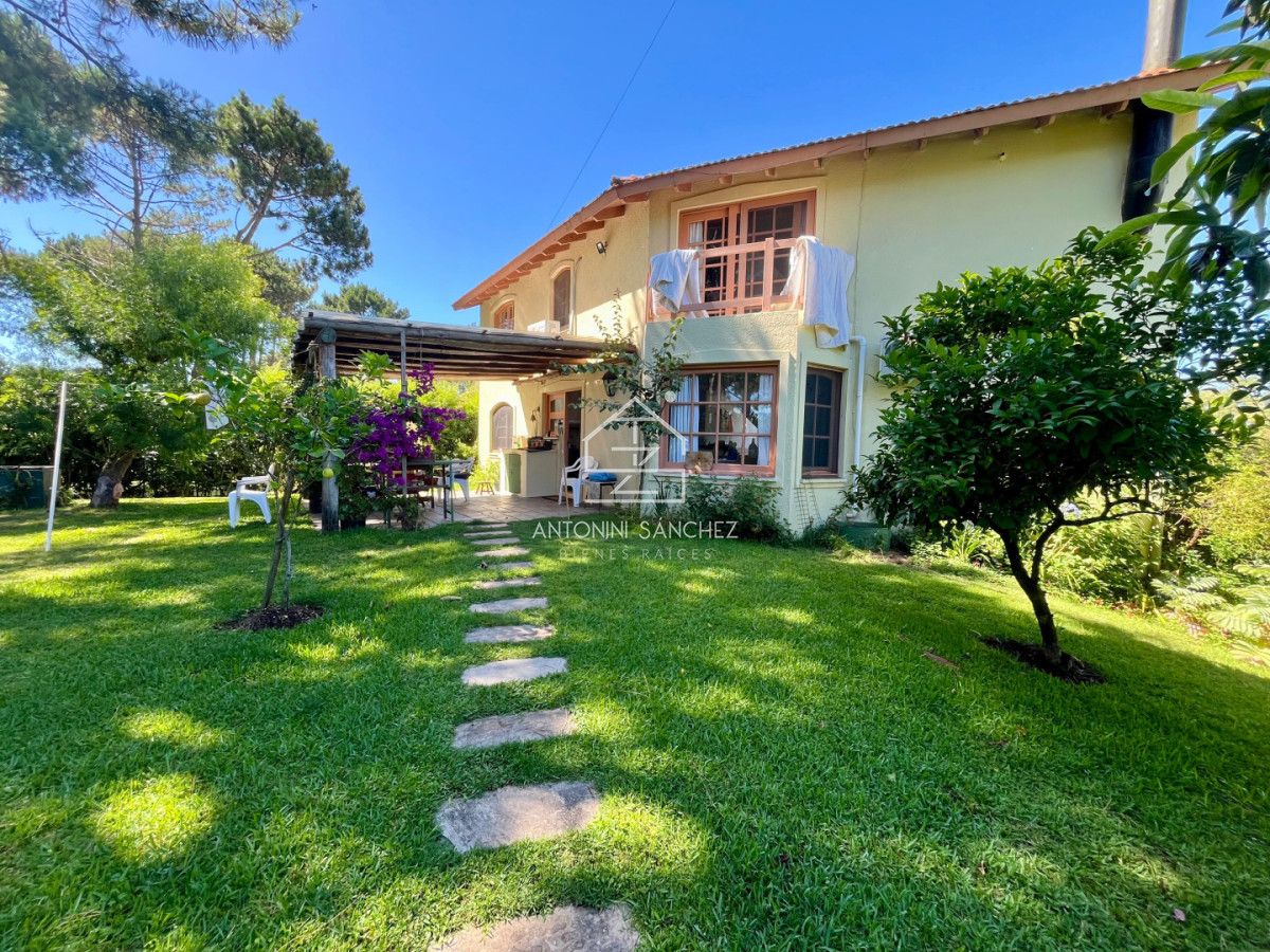 Casa en venta en Punta Ballena