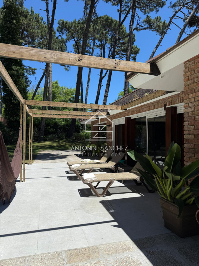 Casa en Punta del Este, Lugano