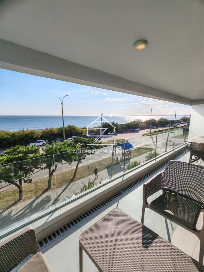 Apartamento en venta en Playa Mansa