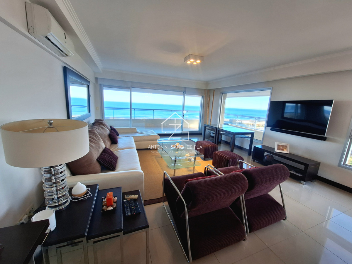 Apartamento en venta en Playa Brava
