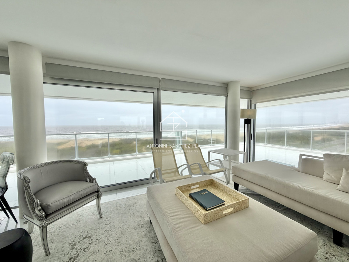 Apartamento en venta en Playa Brava