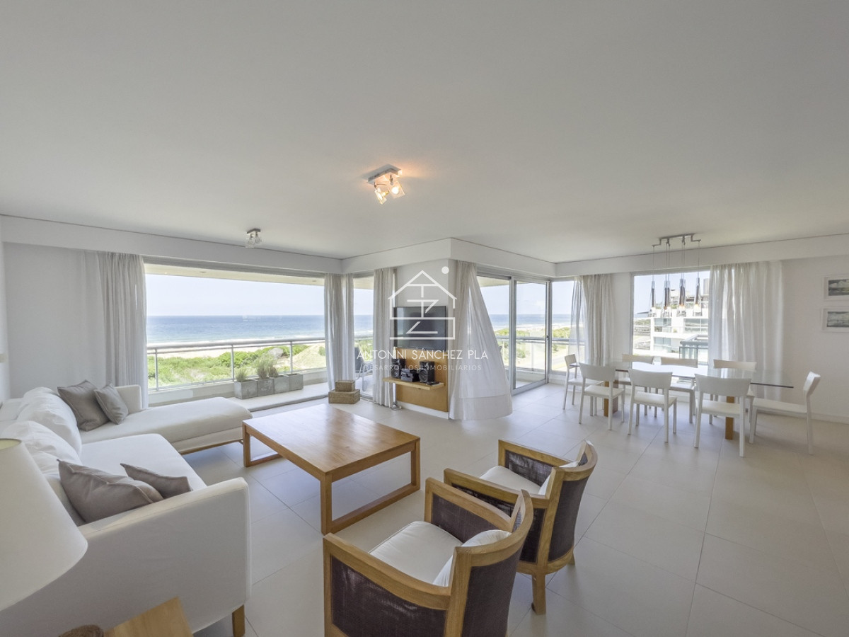 Apartamento en venta en Playa Brava