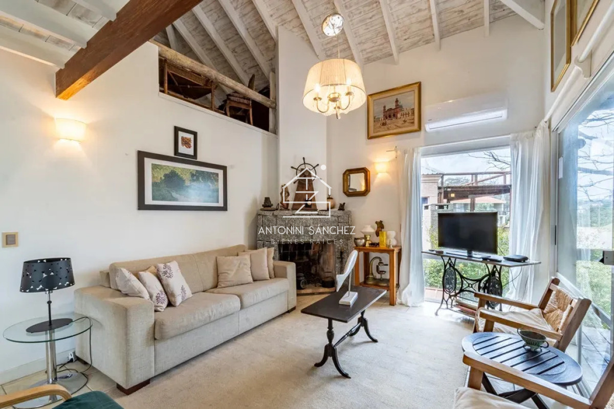 Casa en venta en Solanas
