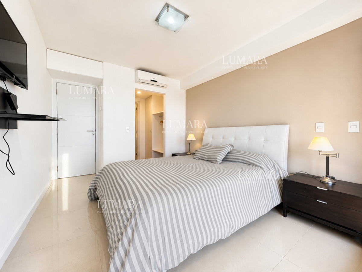 Moderno Apartamento de 2 Dormitorios sobre Roosevelt, a pasos de Playa Brava, en Alquiler Anual · Foto 11