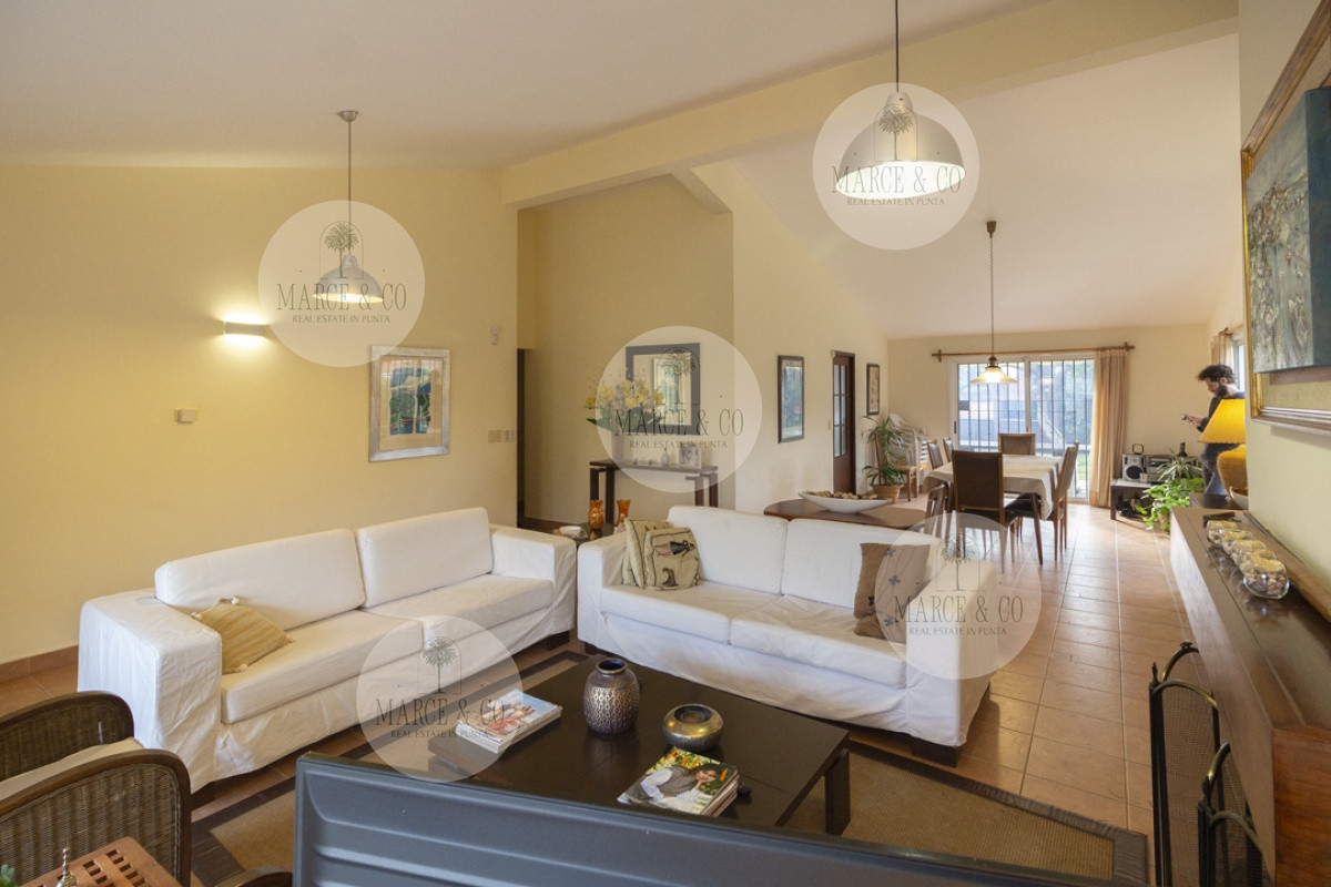 Casa 4 dormitorios en Venta, Alquiler anual y de verano · Foto 5