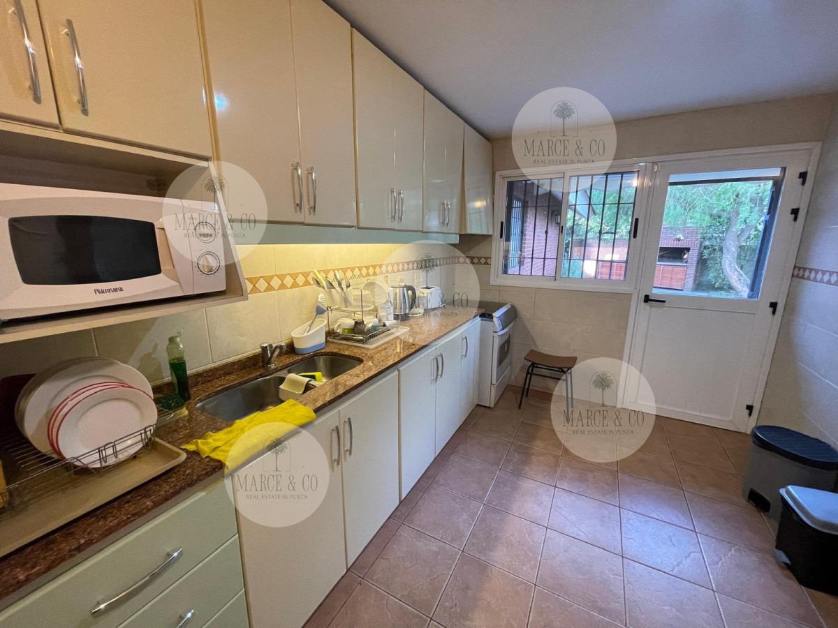 Casa 4 dormitorios en Venta, Alquiler anual y de verano · Foto 7