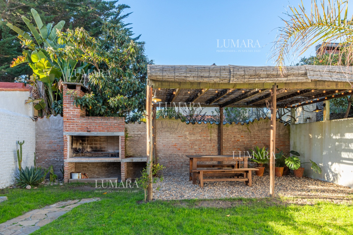 Casa en alquiler de Anualde 3 dormitorios en Playa Mansa - Punta del Este · Foto 12