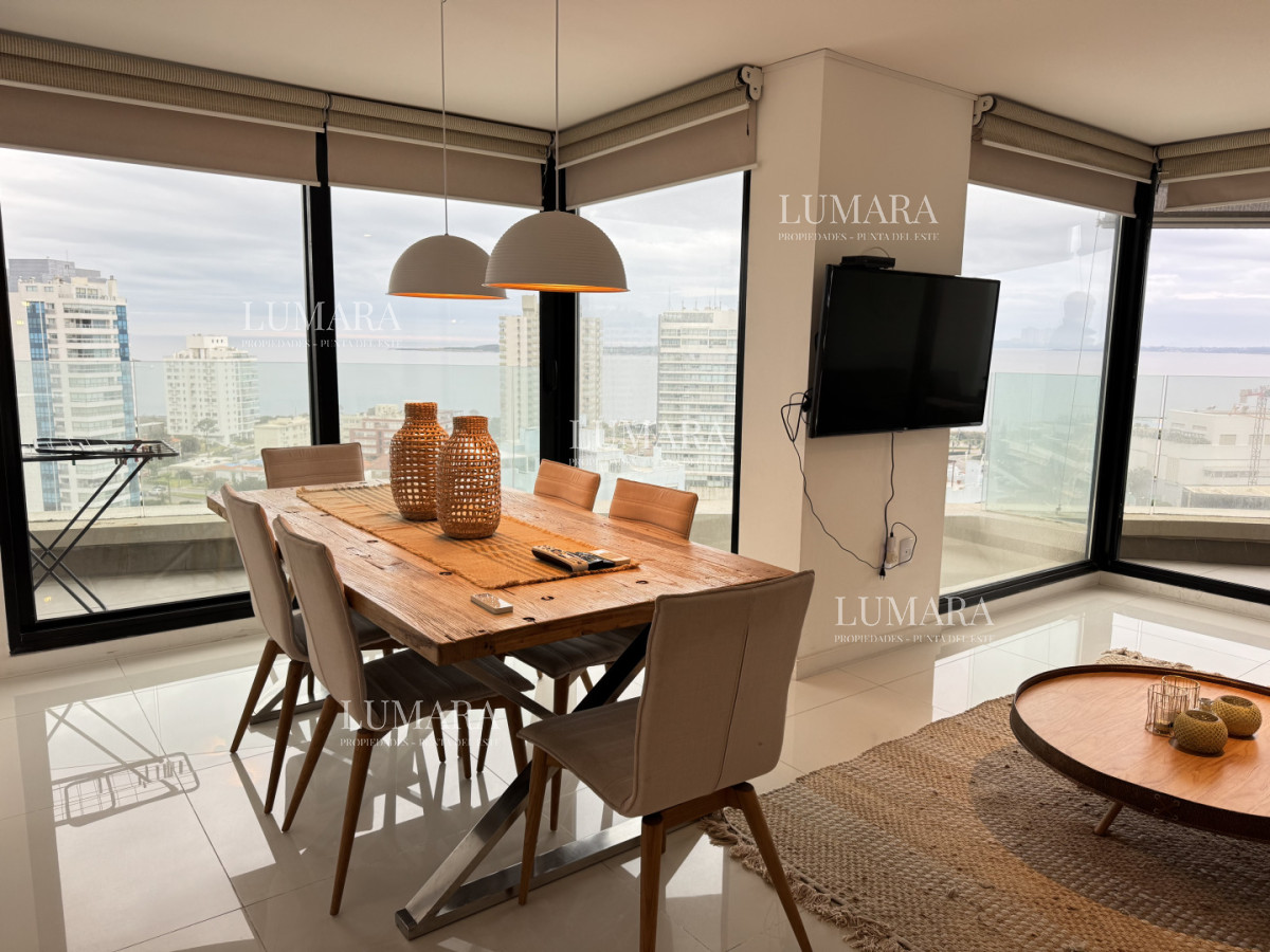 Art Tower piso alto  con vista al mar · Foto 10