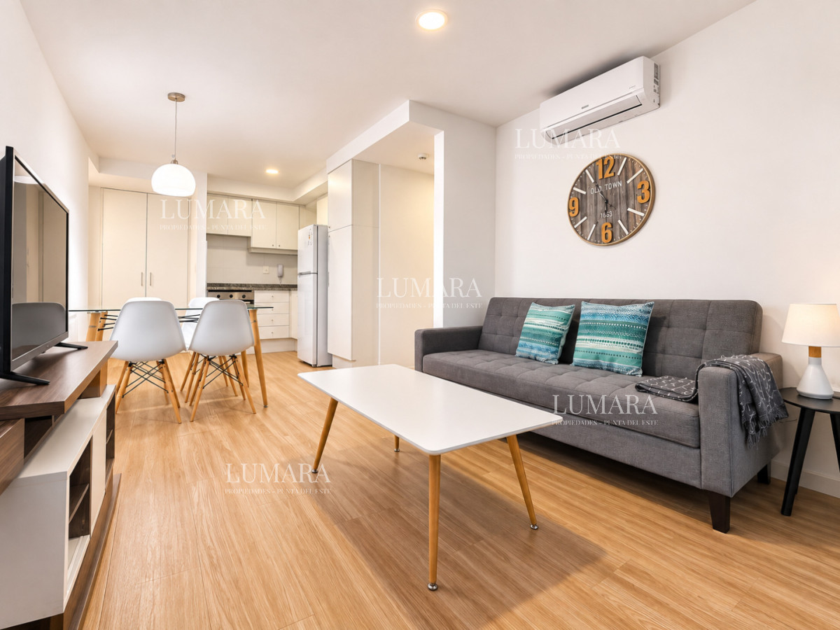Apartamento de 2 Dormitorios Alquiler Anual, Playa Brava, Punta del Este · Foto 7