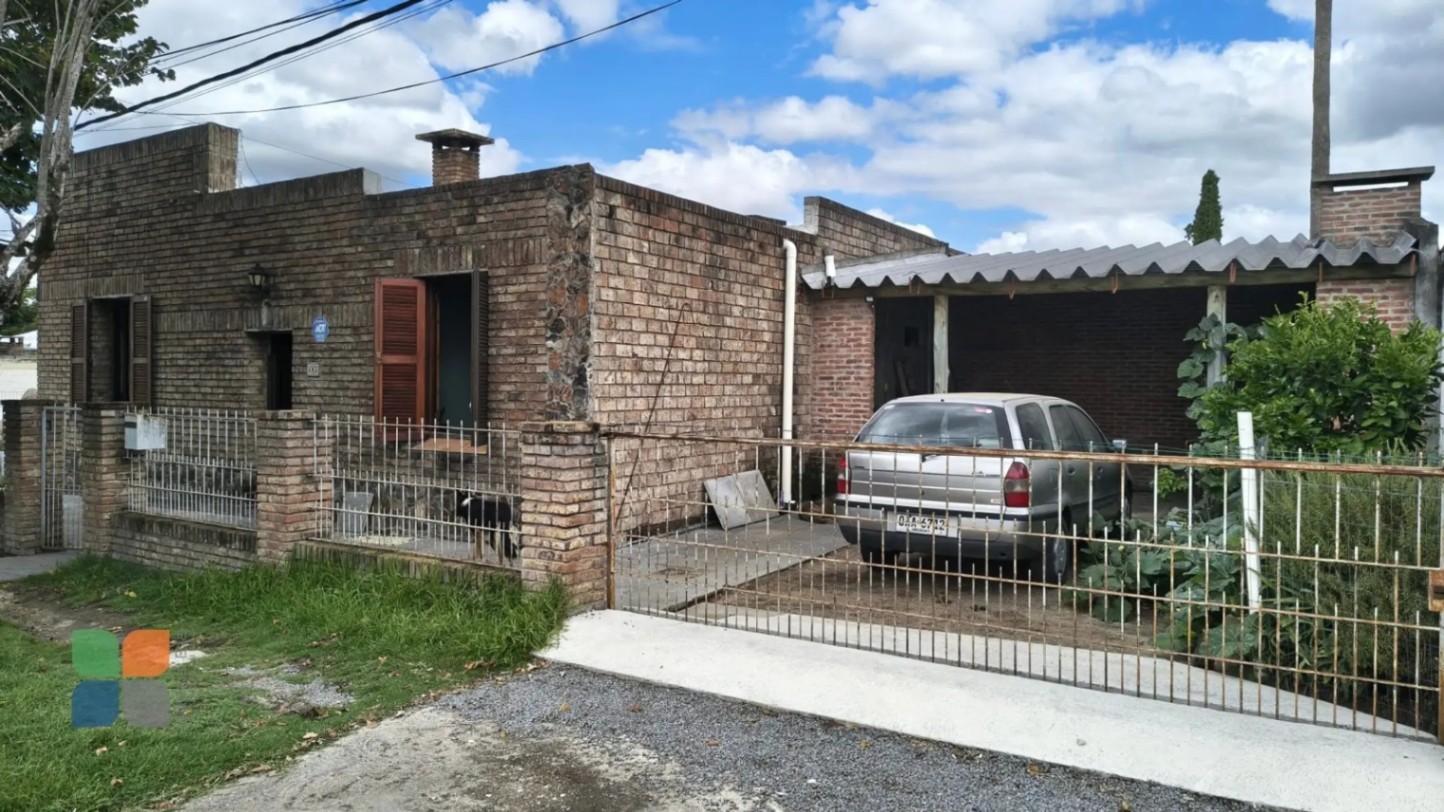 Casa en venta c/ cochera en Florida - foto 1