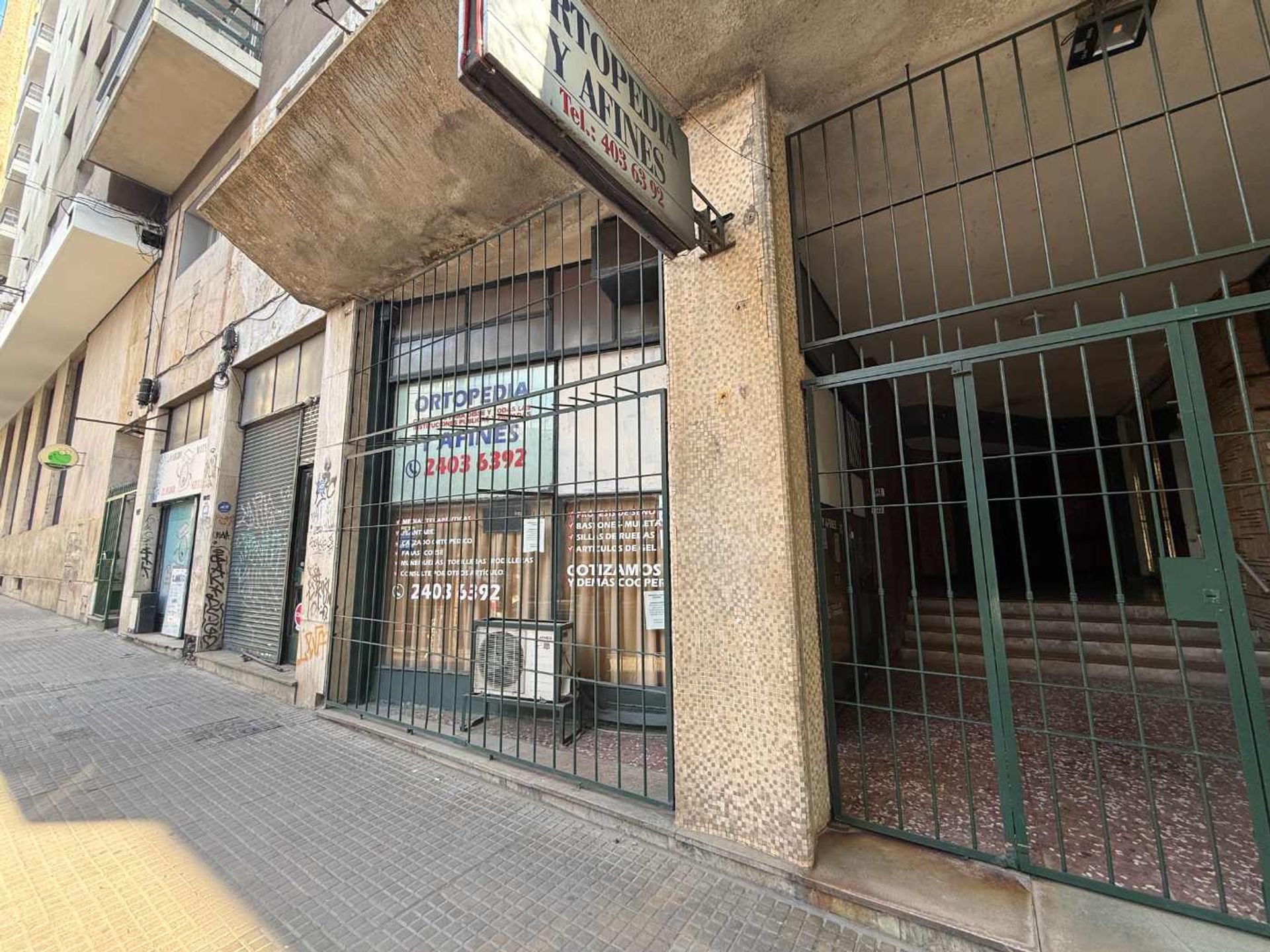 ALQUILER LOCAL COMERCIAL A LA CALLE EN CORDÓN