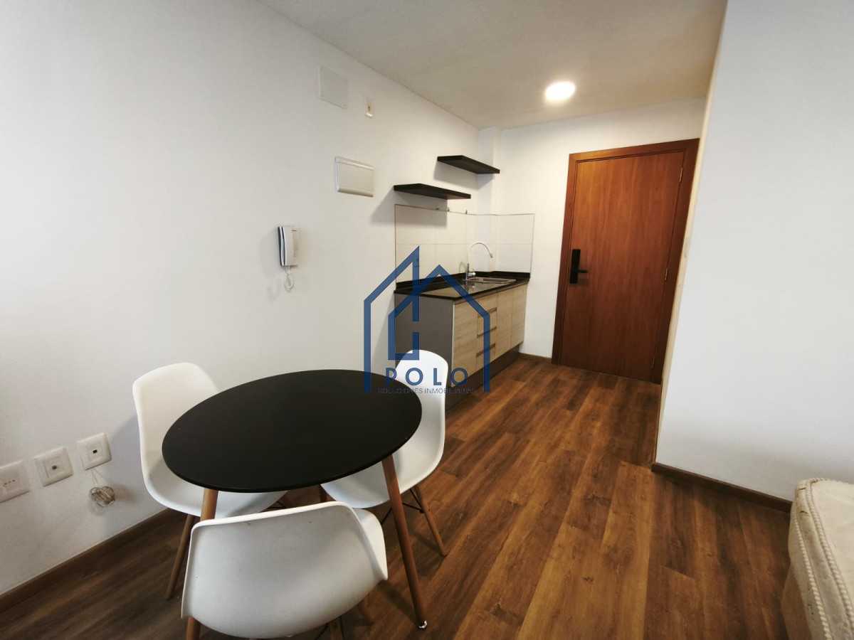 Alquiler Monoambiente Amoblado Pocitos Nuevo