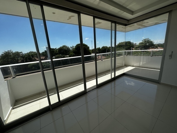 En Alquiler Departamento de 2 Dormitorios en Edificio Horizon — foto 2