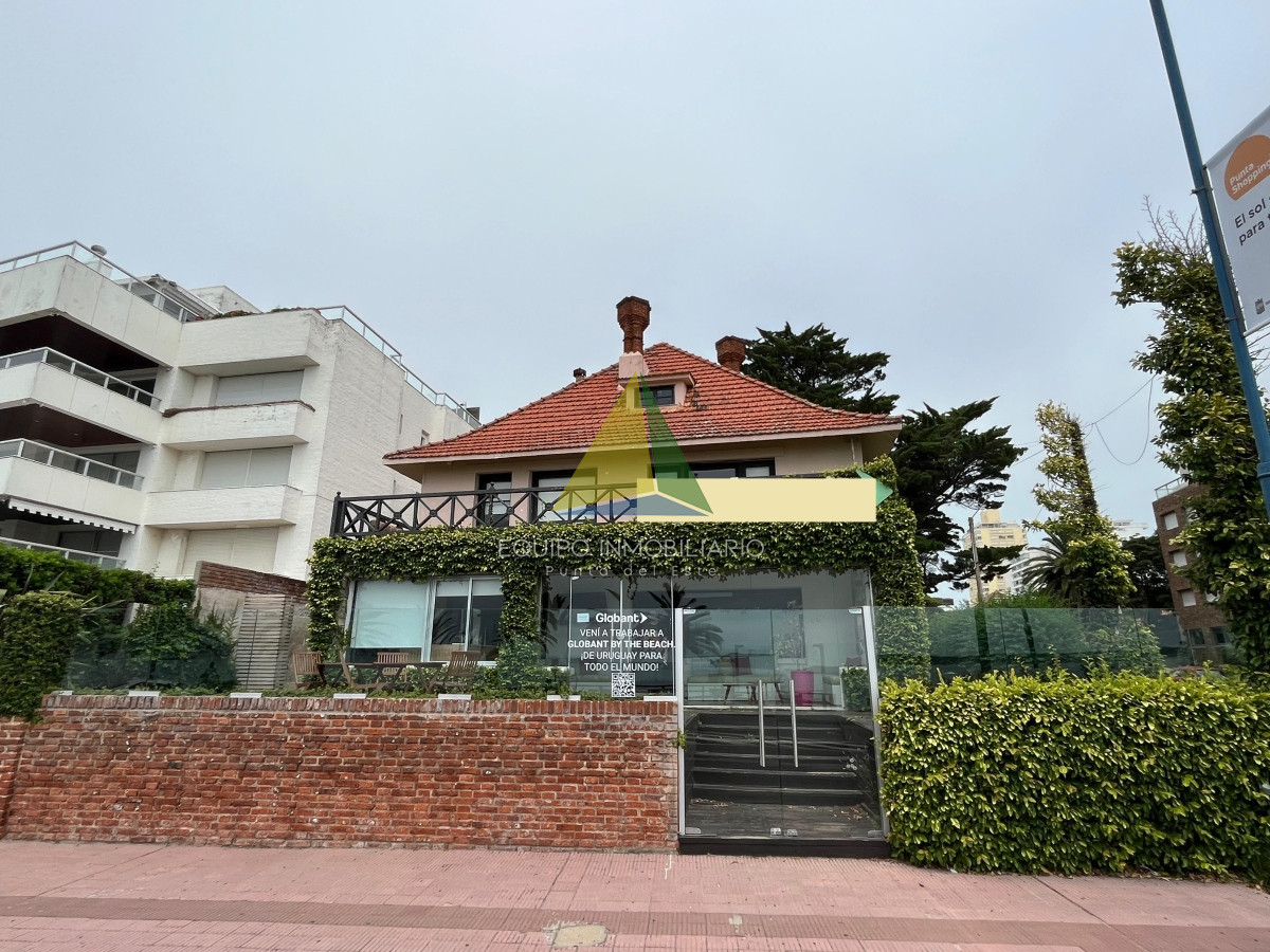 Casa de gran tamaño ubicada a pasos del Mar - Ref : EQP6569 · Foto 8