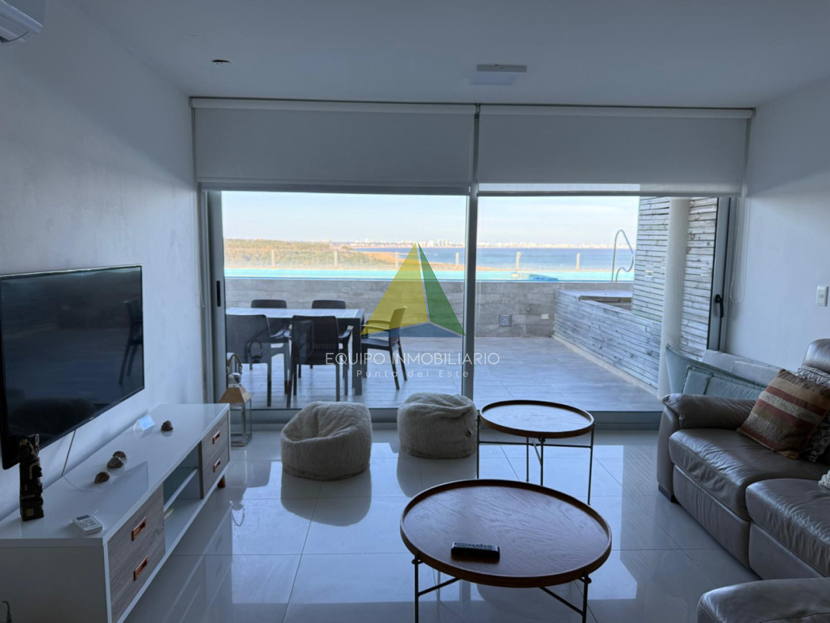 Departamento en venta con baja de precio en Punta Ballena