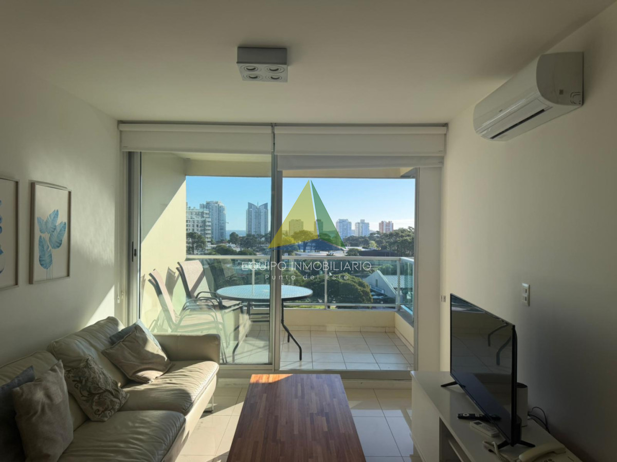 Apartamento en alquiler anual de 1 dormitorio en Torre Gala vista ,  Punta del este  - Ref : EQP8391