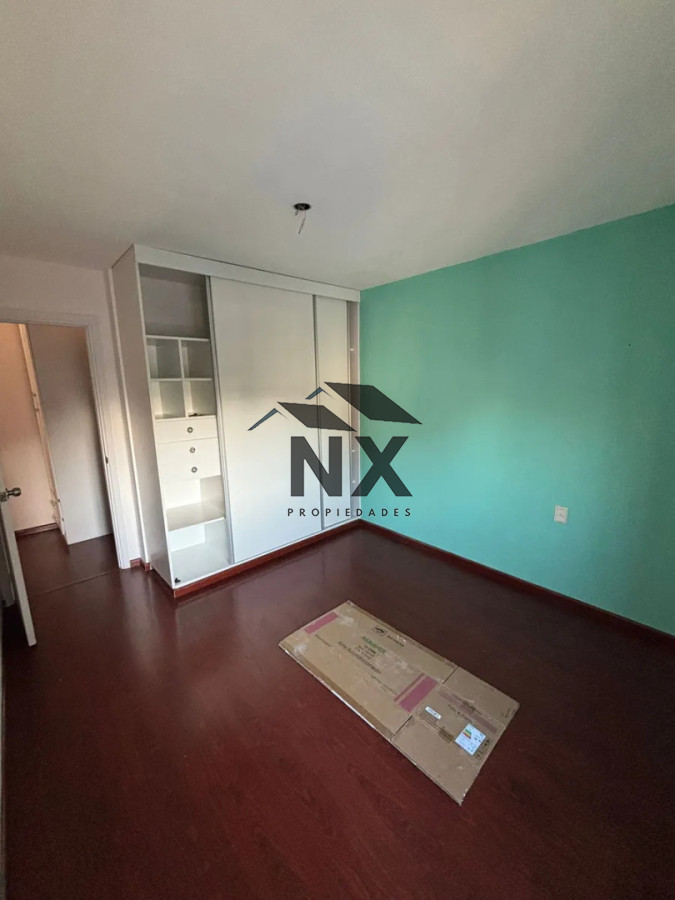 Alquiler Apartamento 3 Dormitorios, Centro, T