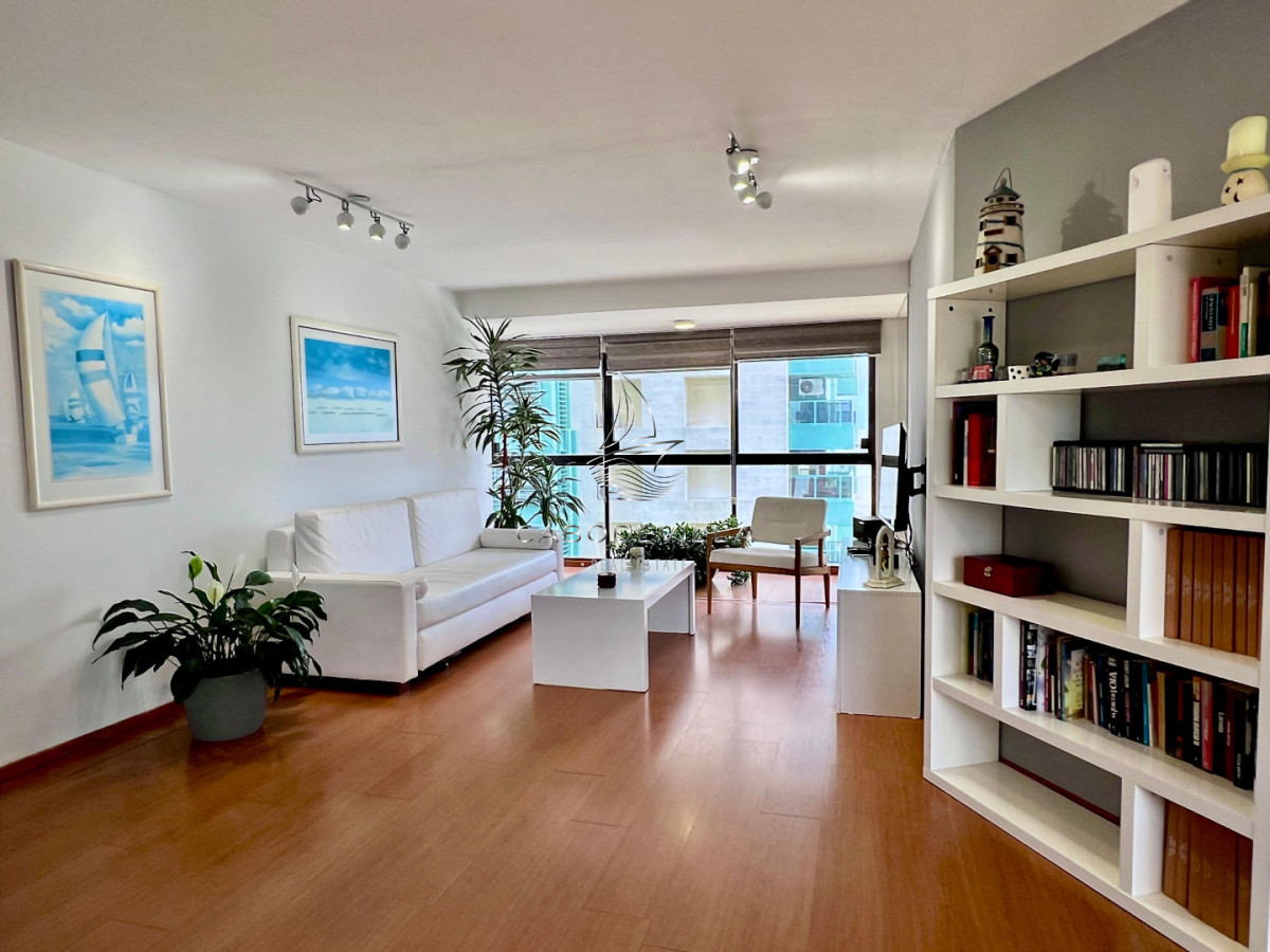 Alquiler anual y venta departamento Punta del Este