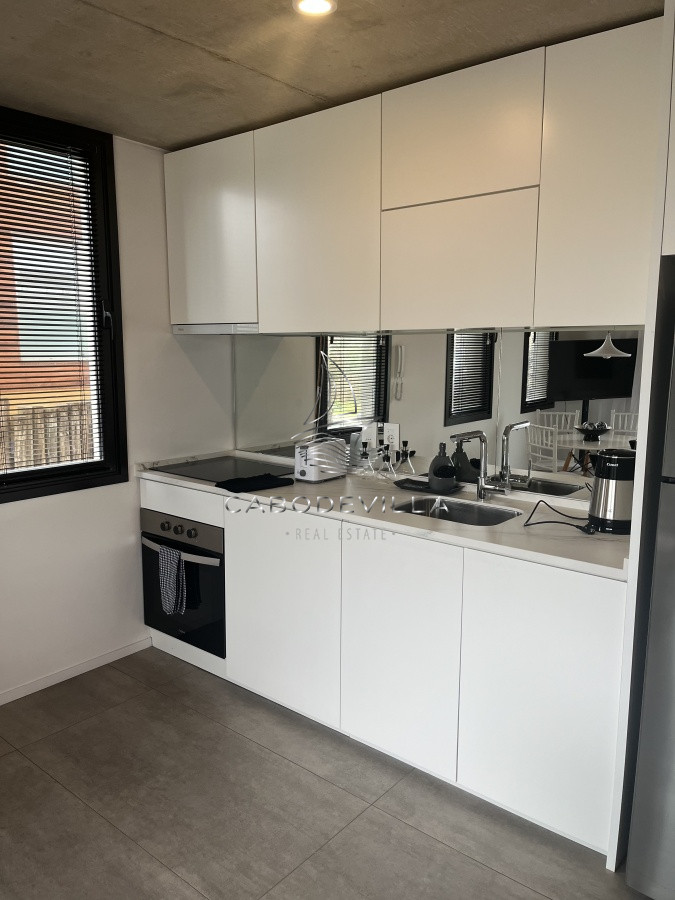 En alquiler anual  apartamento de 2 dormitorios en suite Manantiales Punta del Este · Foto 4