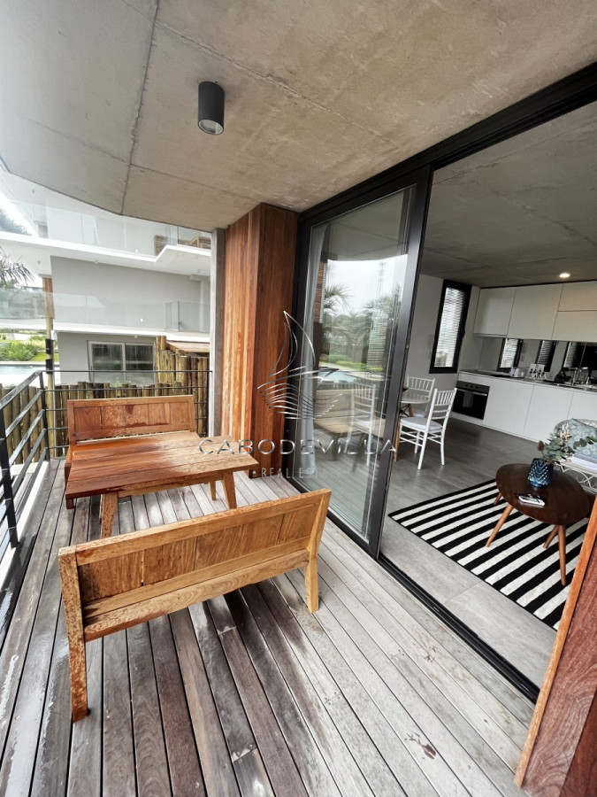 En alquiler anual  apartamento de 2 dormitorios en suite Manantiales Punta del Este · Foto 1