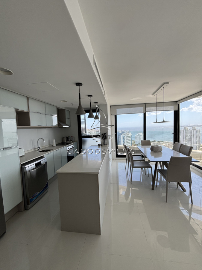 En alquiler departamento de 3 suite con vista al mar · Foto 11