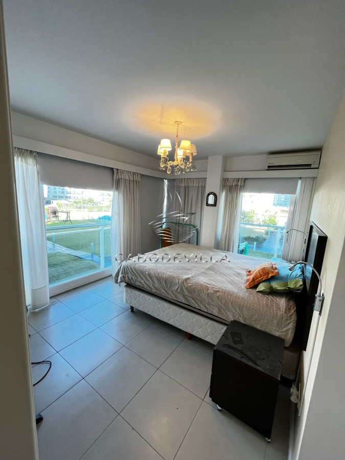 En alquiler anual   apartamento de 3 dormitorios, playa brava · Foto 7