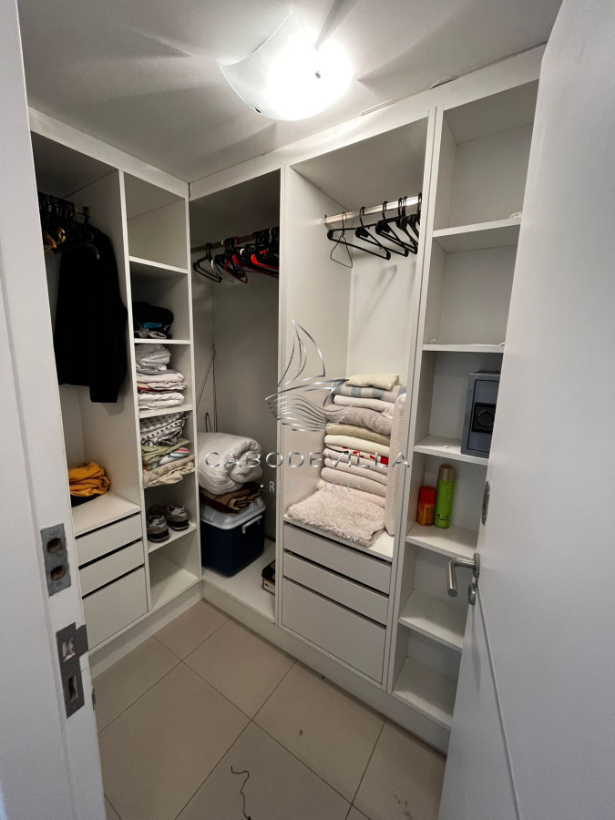 En alquiler anual   apartamento de 3 dormitorios, playa brava · Foto 12