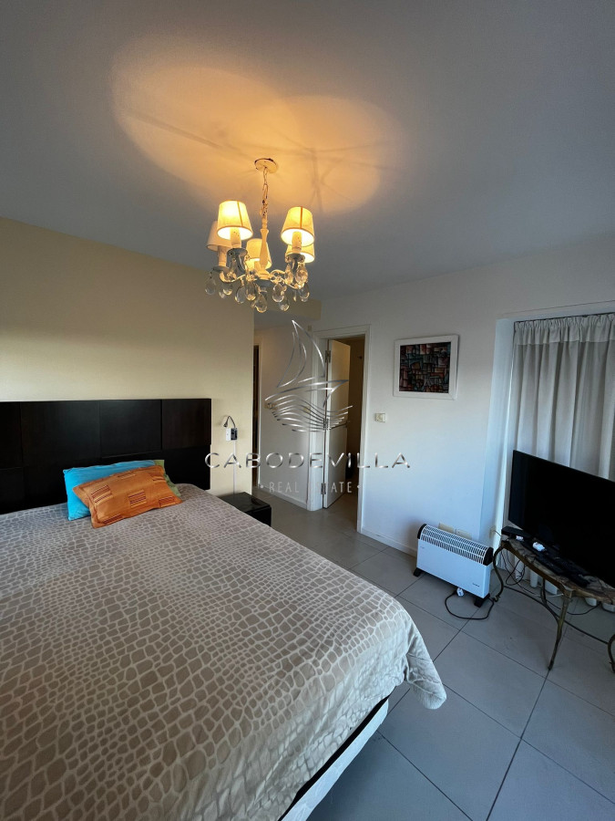 En alquiler anual   apartamento de 3 dormitorios, playa brava · Foto 8