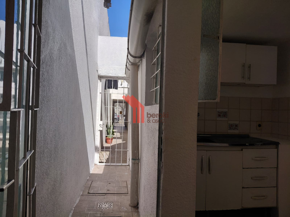 Alquiler de apartamento PB, 1 dormitorio y medio, Jacinto Vera
