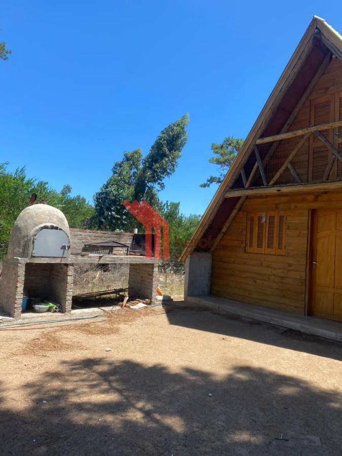 Venta Cabaña, 2 dormitorios, balneario Argentino sur