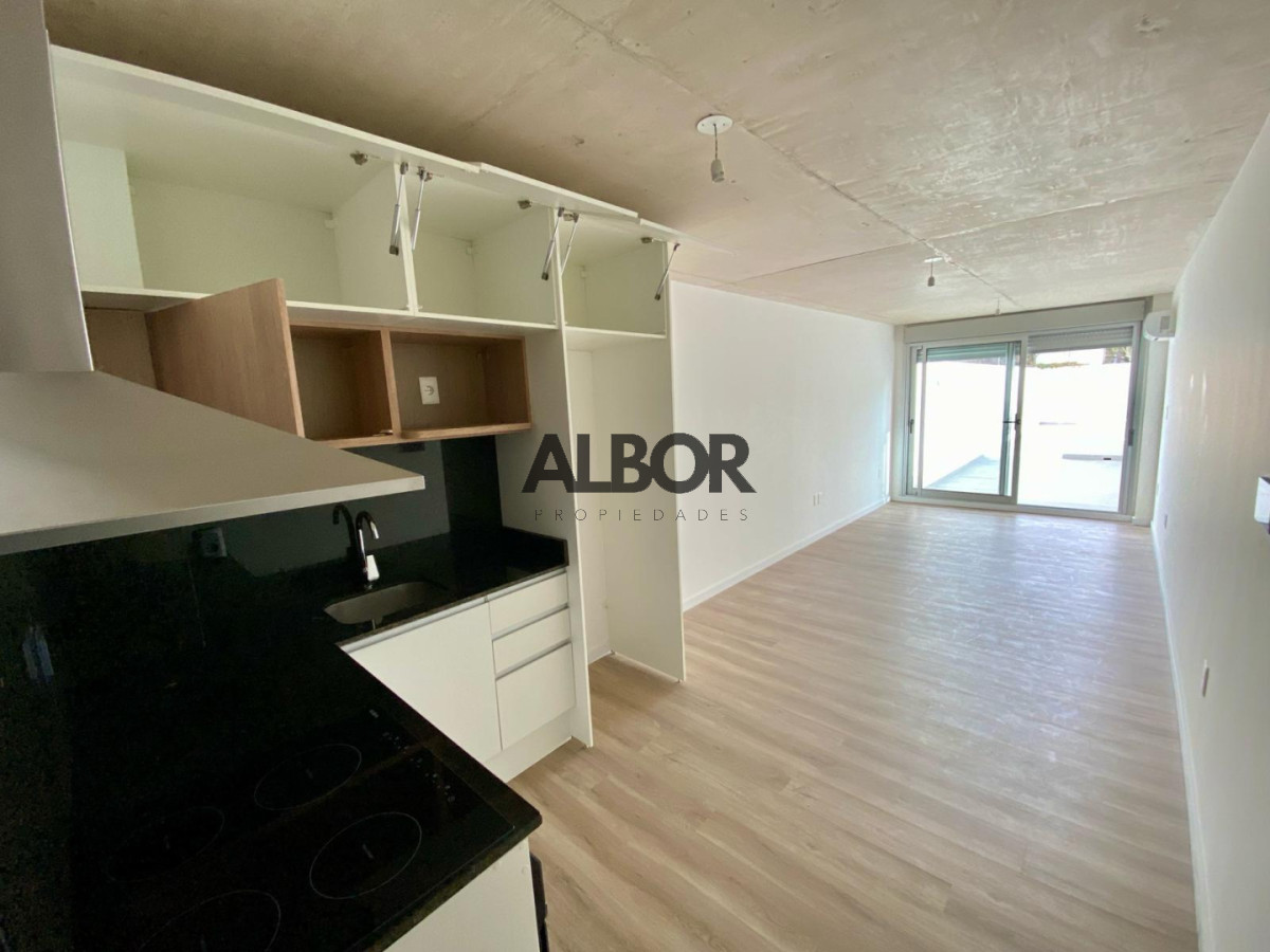 Alquiler a estrenar monoambiente - Patio - Parrillero - Garage - Buceo