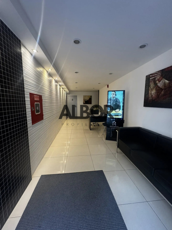 Alquiler monoambiente piso alto - Pocitos · Foto 9