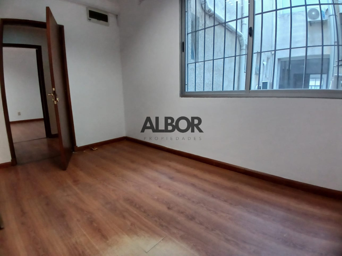 Alquiler Oficina 1 Ambiente - Ciudad Vieja · Foto 7