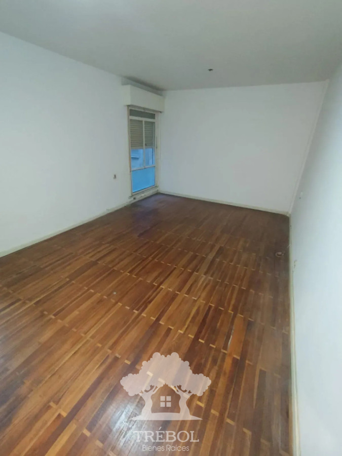 Alquiler Apartamento 3 Dormitorios Centro Montevideo D