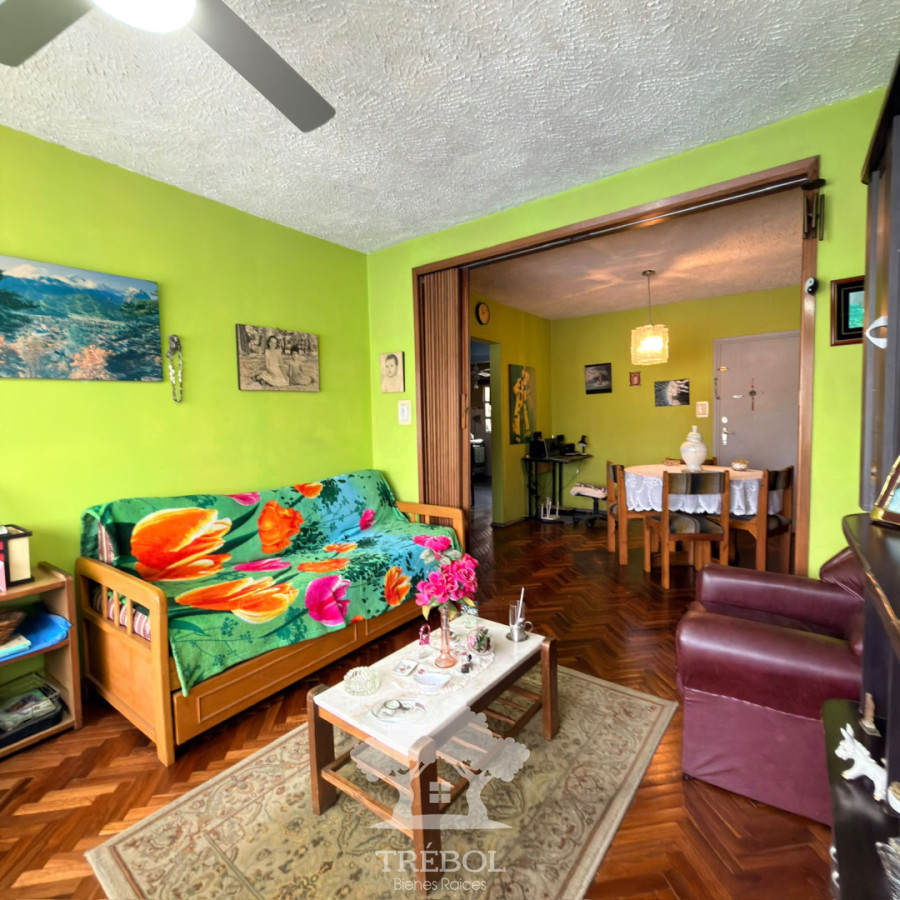 Venta Apartamento 1 Dormitorio con Garaje Aguada Montevideo V