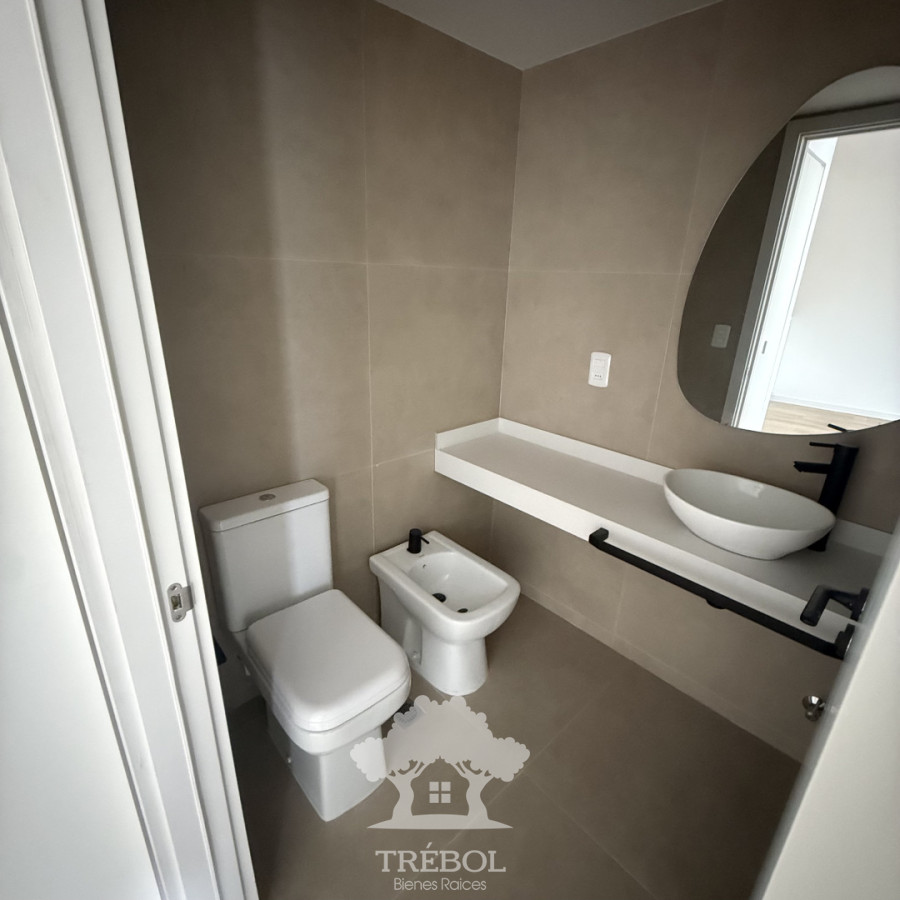 Alquiler apartamento 1 dormitorio a estrenar con amplio patio y cochera B · Foto 10