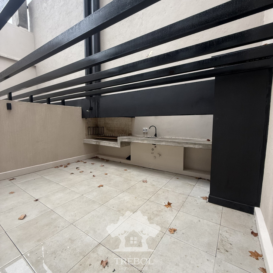 Alquiler apartamento 1 dormitorio a estrenar con amplio patio y cochera B · Foto 11