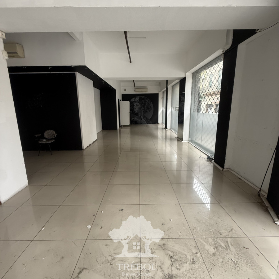 Alquiler local comercial Ciudad vieja Montevideo G · Foto 4