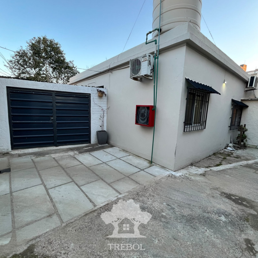 casa 2 Dormitorios Malvin Norte Montevideo D