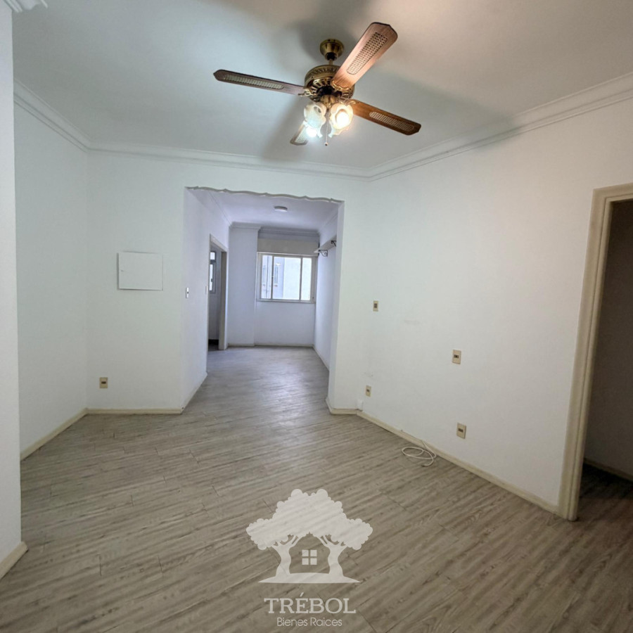 Alquiler Apartamento 1 Dormitorios Centro Montevideo D