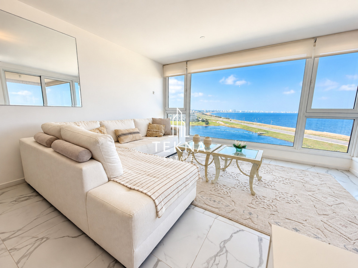 Venta De Apartamento De 3 Dormitorios Edificio Poseidon Laguna En Primera Línea Mansa