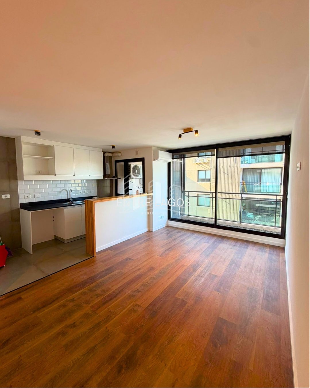 ALQUILER 1 DORMITORIO EN INTERLAGOS · Foto 4