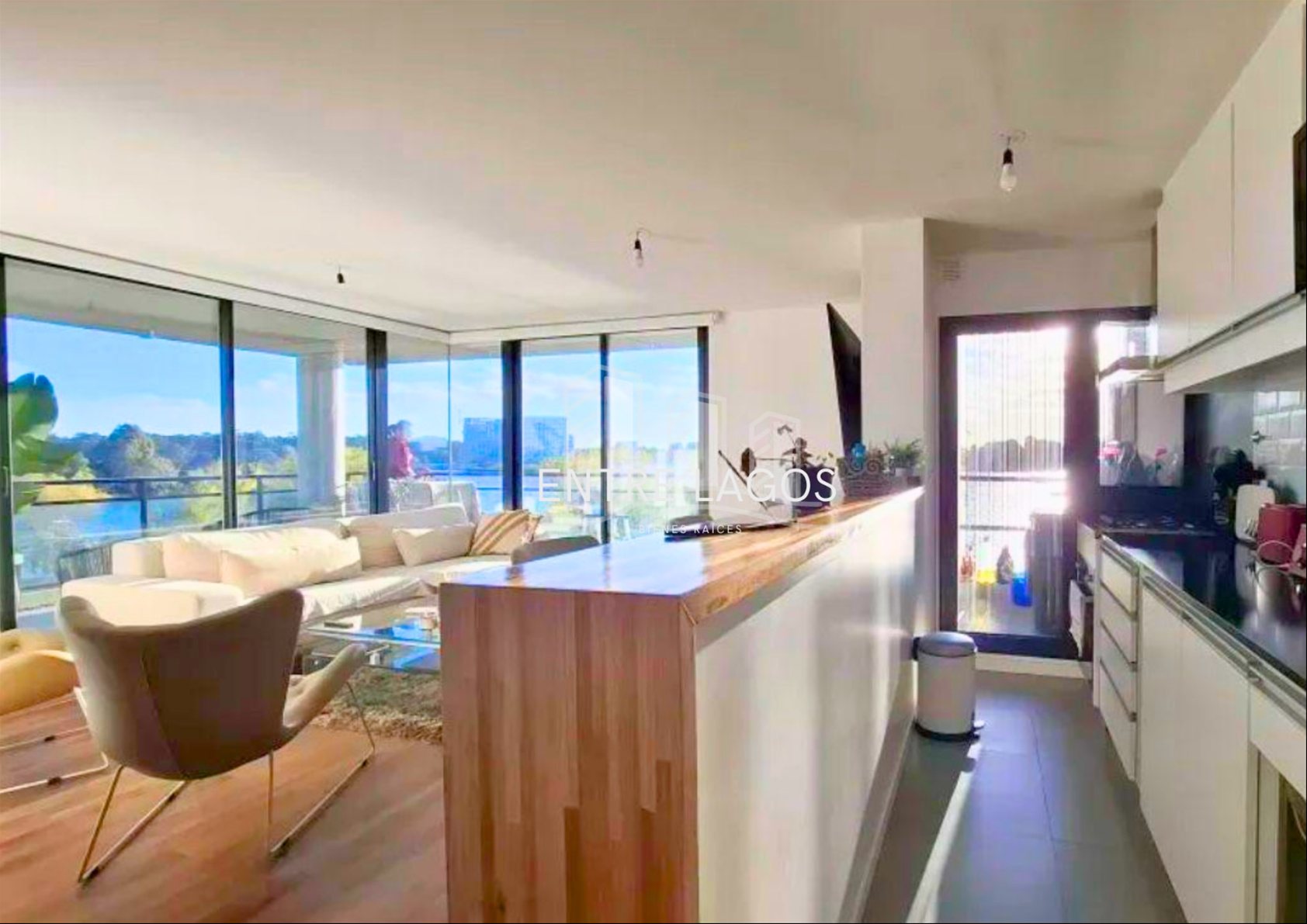 APARTAMENTO EN VENTA INTERLAGOS 3 DORMITORIOS + 2 cocheras
