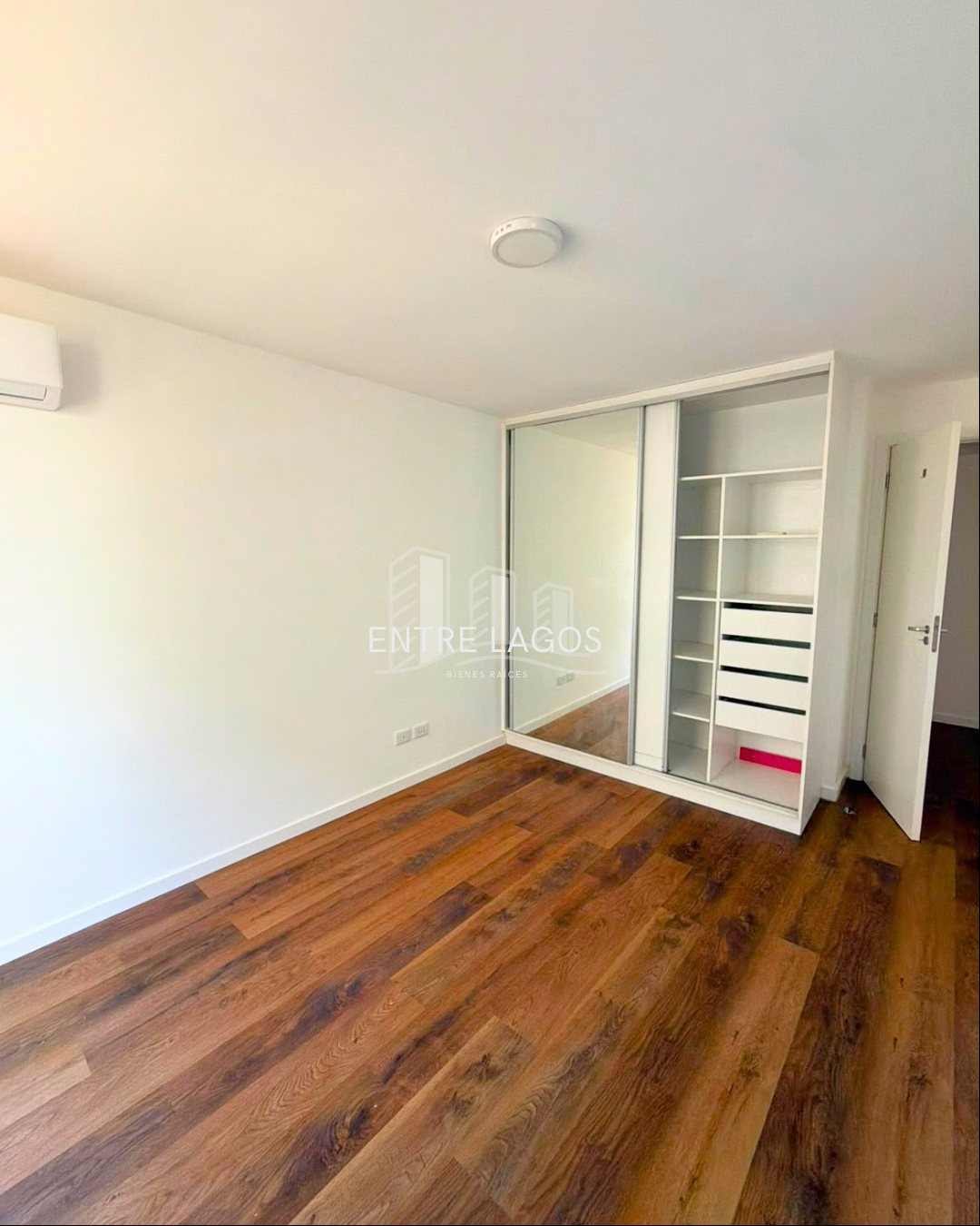 ALQUILER APARTAMENTO 1 DORMITORIO EN INTERLAGOS · Foto 7