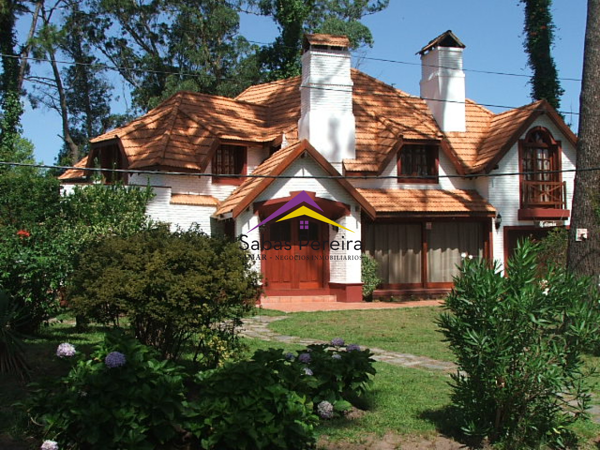 Casa en venta en Pinares