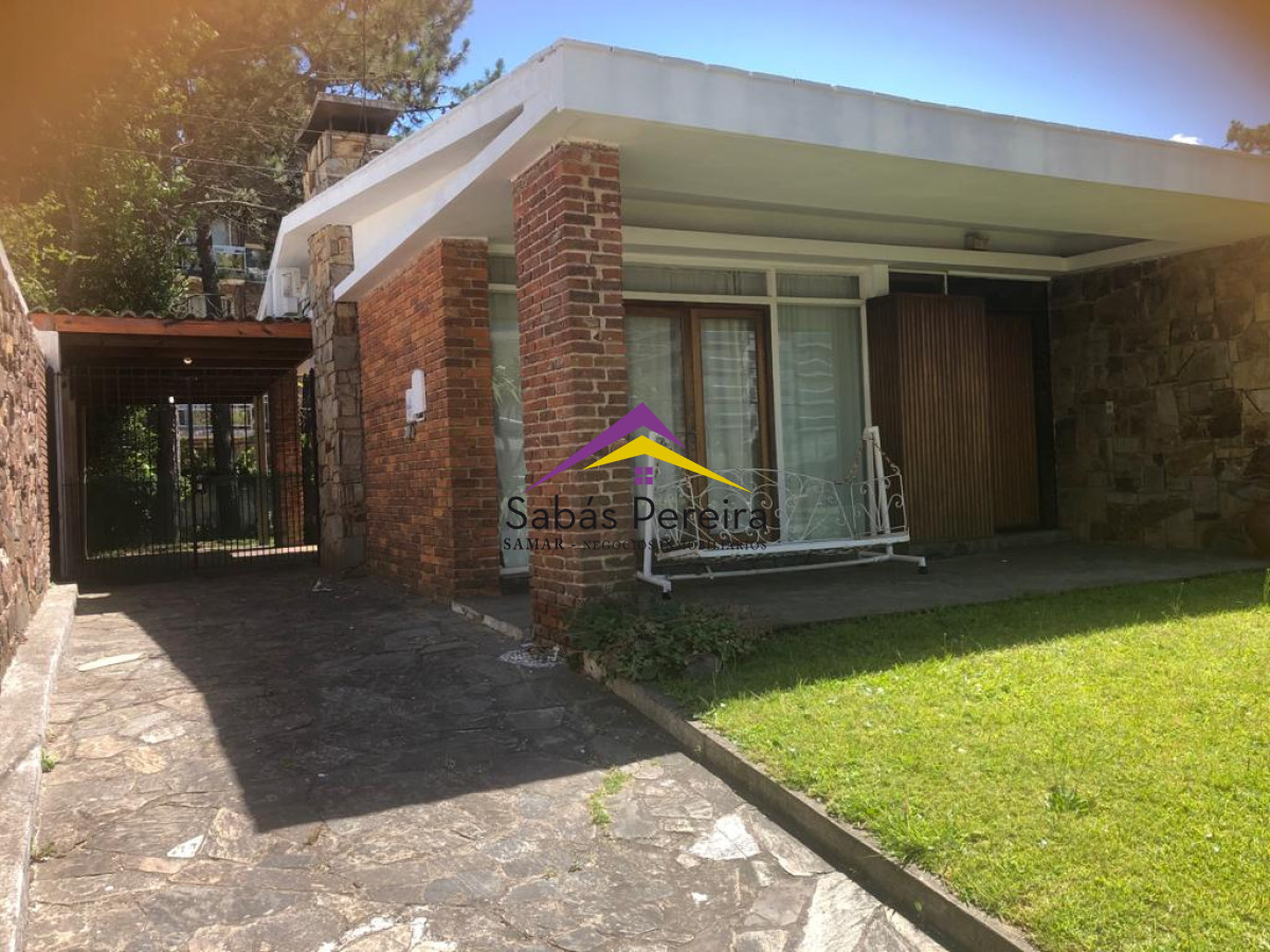 Venta de casa de 2 dormitorios Punta del Este