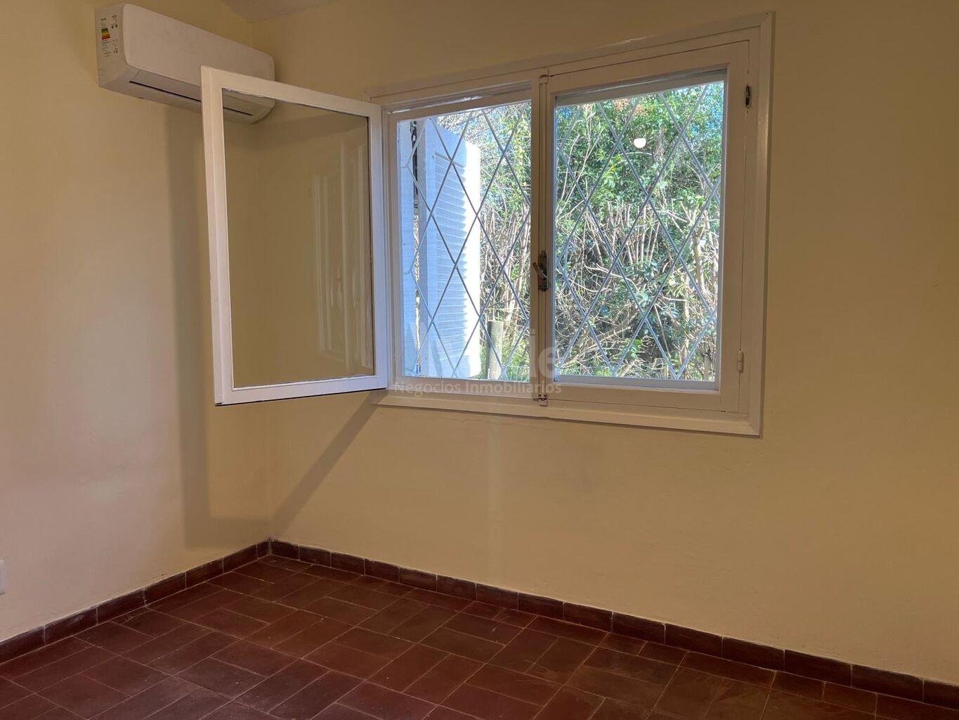 Casa en alquiler a pasos de la playa El Pinar · Foto 11