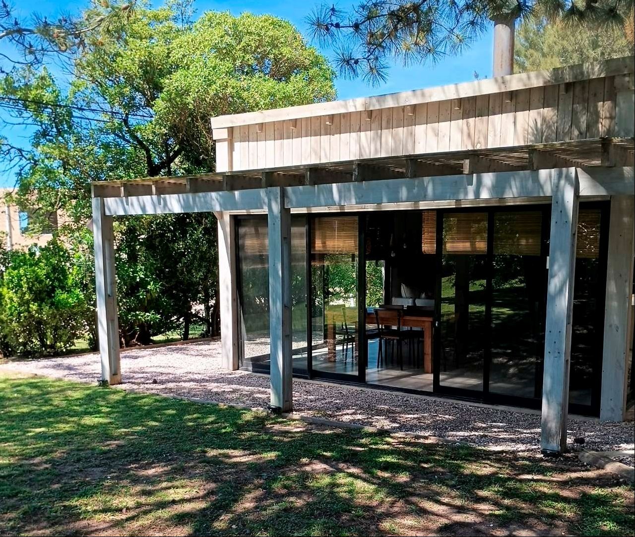 Casa en Venta de 2 dormitorios en balneario El Chorro muy cerca de la playa