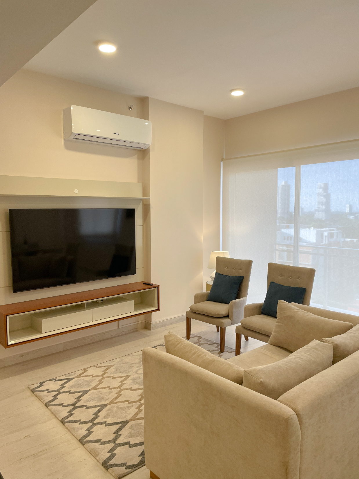 Departamento amoblado de 86m2 con vista panorámica en Barrio Herrera — foto 3